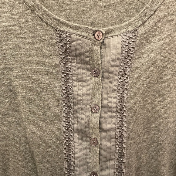 Bundle of 7 Women’s Name Brand Cardigan Sweaters - Picture 5 of 15